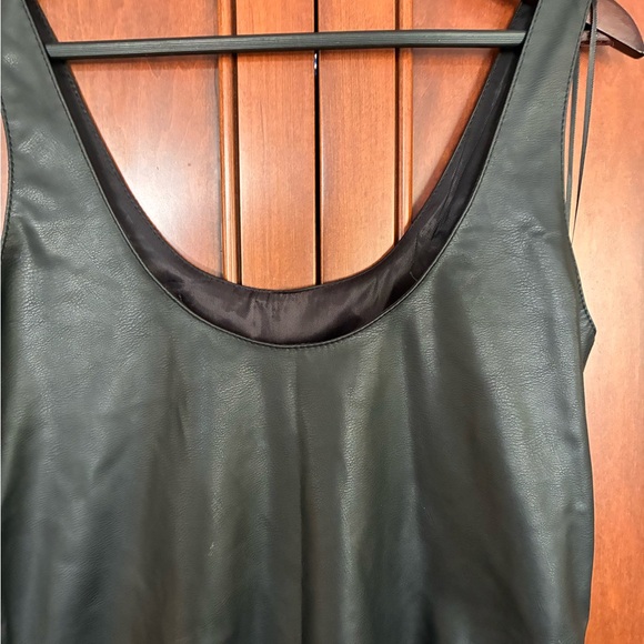 Zara Faux Leather Black Sleeveless Dress with Floral Embroidery - Picture 10 of 11